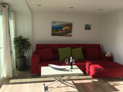 Apartment with private patio in Las Lagunas Apartment with private patio in Las Lagunas