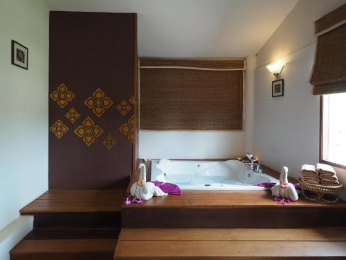 Royal Lanta Resort & Spa in Koh Lanta Royal Lanta Resort & Spa in Koh Lanta