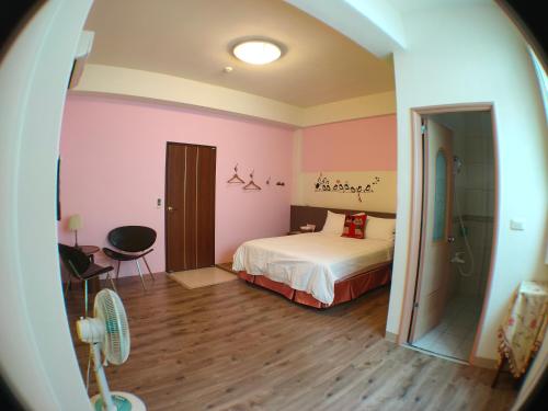 This photo about 瑪莉民宿Mary's house 近車站附停車場 shared on HyHotel.com