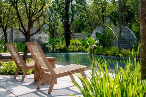 สระว่ายน้ำ, โรงแรมลาบาริส เขาใหญ่ (Hotel Labaris Khao Yai) in เขาใหญ่ สระว่ายน้ำ, โรงแรมลาบาริส เขาใหญ่ (Hotel Labaris Khao Yai) in เขาใหญ่