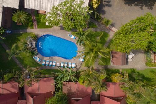 Exterior view, Hotel Los Ranchos in Jaco Exterior view, Hotel Los Ranchos in Jaco