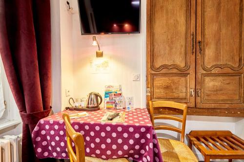 Παροχές, Hotel Saint Etienne in Καέν Παροχές, Hotel Saint Etienne in Καέν