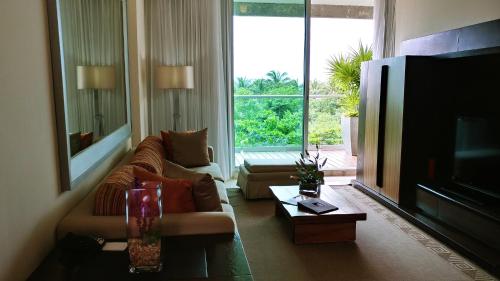 This photo about The Grand Mayan Riviera Maya 2bd 2ba Thanksgiving Week Nov25 to Dec02 shared on HyHotel.com