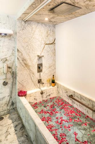 Facilities, The Park New Delhi Hotel in New Delhi and NCR Facilities, The Park New Delhi Hotel in New Delhi and NCR