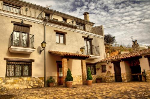 入口, 阿羅魯拉爾拉富恩特酒店 (Alojamientos Rurales la Fuente) in 比利亞爾巴德拉塞拉 入口, 阿羅魯拉爾拉富恩特酒店 (Alojamientos Rurales la Fuente) in 比利亞爾巴德拉塞拉
