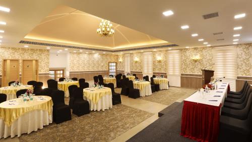 Banquet hall, Flora Charishma Residency in Aluva Banquet hall, Flora Charishma Residency in Aluva