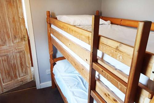 Kendal Gold Chalet + Hot Tub @ Solway Holiday Village in Silloth Kendal Gold Chalet + Hot Tub @ Solway Holiday Village in Silloth