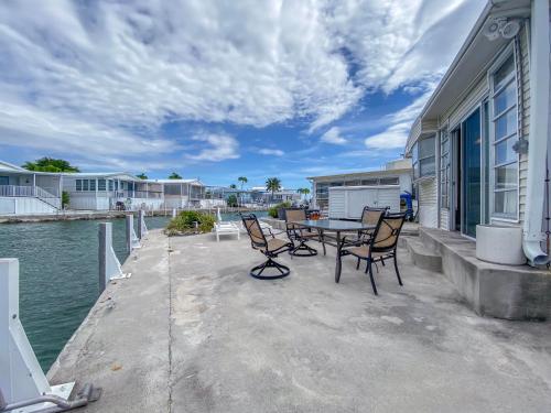Seas The Day in Cudjoe Key (FL) Seas The Day in Cudjoe Key (FL)
