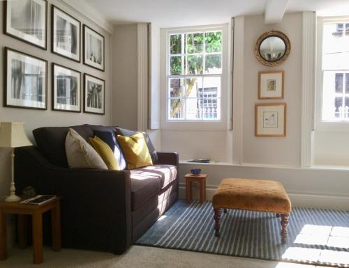 Fabulous Apartment in Historic House in St Aubin in Saint Aubin Fabulous Apartment in Historic House in St Aubin in Saint Aubin