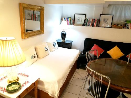 Hotel Apartment Haviland Ave