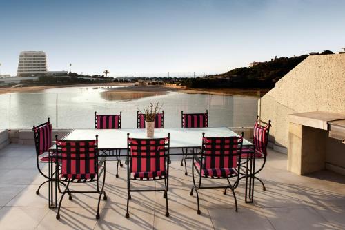 Fasilitas, Plett Beachfront Accommodation in Plettenberg Bay Fasilitas, Plett Beachfront Accommodation in Plettenberg Bay