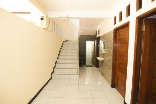 MP ホテル プルワカルタ バイ マイホーム ホスピタリティ (MP Hotel Purwakarta by MyHome Hospitality) in プルワカルタ MP ホテル プルワカルタ バイ マイホーム ホスピタリティ (MP Hotel Purwakarta by MyHome Hospitality) in プルワカルタ