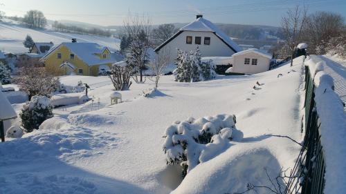View, Im Erzgebirge Wandern, Fahrrad fahren oder entspannen in Ehrenfriedersdorf View, Im Erzgebirge Wandern, Fahrrad fahren oder entspannen in Ehrenfriedersdorf