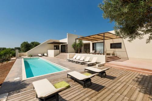 Swimming pool, Villa Sofia in Carovigno Swimming pool, Villa Sofia in Carovigno