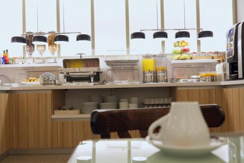 Храна и напитки, Hotel Los Condes in Мадрид Храна и напитки, Hotel Los Condes in Мадрид