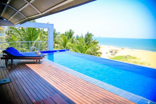 Hotel The Cove