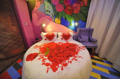 This photo about Shanghai Guanjun Hotel shared on HyHotel.com