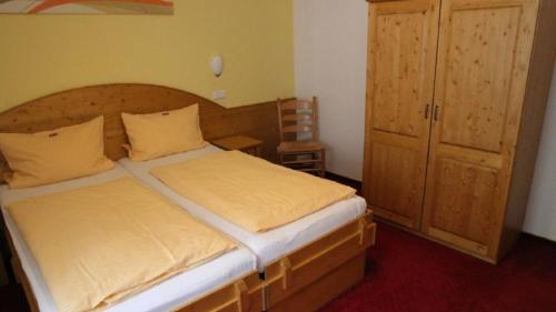 This photo about Gasthof&Hotel Schmitz shared on HyHotel.com