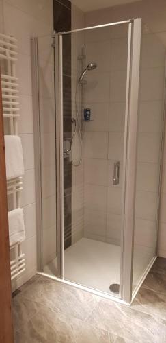 Bathroom, Gasthaus Pension Horner in Plattling Bathroom, Gasthaus Pension Horner in Plattling