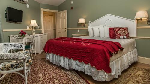 在meiguo.com看到的Mira Monte Inn & Suites的介绍图片