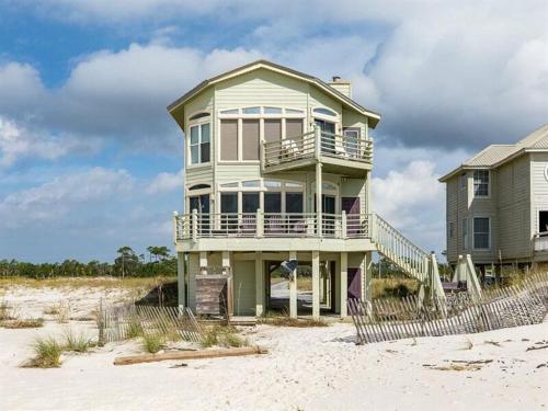 Dolphin View by Meyer Vacation Rentals in Fort Morgan Dolphin View by Meyer Vacation Rentals in Fort Morgan