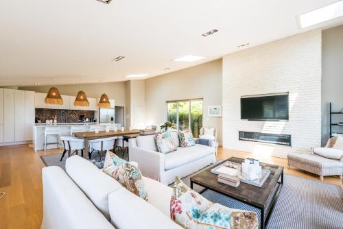 Luxury at Palm Beach - You've Got It Maid in Palm Beach Luxury at Palm Beach - You've Got It Maid in Palm Beach