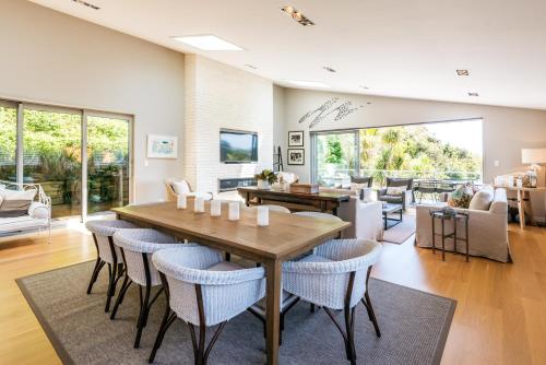 Luxury at Palm Beach - You've Got It Maid in Palm Beach Luxury at Palm Beach - You've Got It Maid in Palm Beach