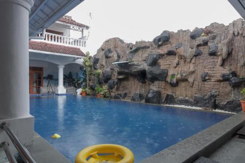 Vista, RedDoorz Syariah near Exit Toll Puncak in Ciawi Vista, RedDoorz Syariah near Exit Toll Puncak in Ciawi