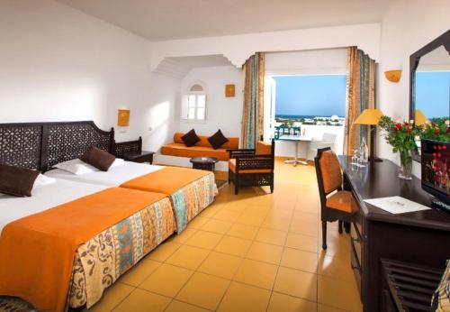 This photo about Hotel Checkin Bakour Splash shared on HyHotel.com