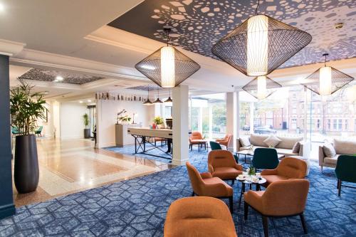 Лоби, Mercure Nottingham Sherwood Hotel in Нотингам Лоби, Mercure Nottingham Sherwood Hotel in Нотингам