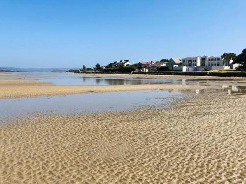 Kilátás, African Flame Apartment in Szabadidősziget Kilátás, African Flame Apartment in Szabadidősziget