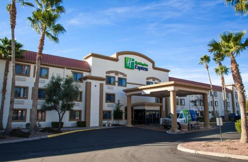 Holiday Inn Express Tucson-Airport, an IHG Hotel 