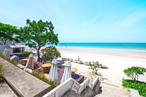 Beach, Baan Bayan Hotel in Hua Hin / Cha-am Beach, Baan Bayan Hotel in Hua Hin / Cha-am