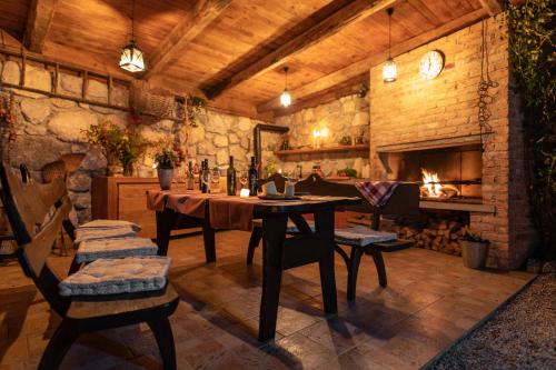 設施, 普利納思公寓酒店 (Apartments Pri nas) in 科巴里德 設施, 普利納思公寓酒店 (Apartments Pri nas) in 科巴里德