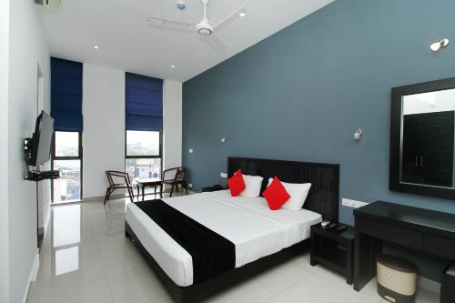 Golden Pier City Hotel in Colombo Port Area Golden Pier City Hotel in Colombo Port Area