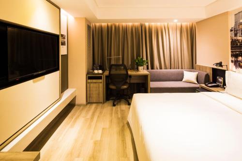 This photo about Atour Hotel Tianjin Jinwan Square shared on HyHotel.com