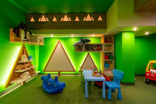 Playground, Helan Family & SPA in Zakopane Playground, Helan Family & SPA in Zakopane