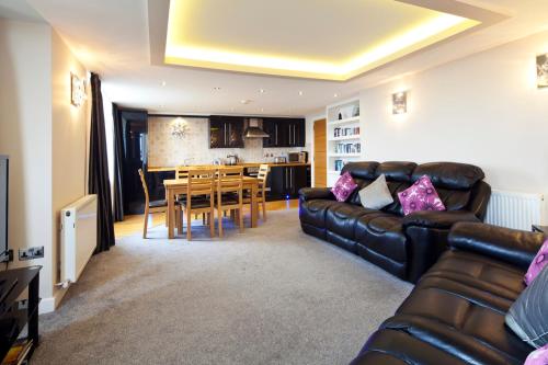 غرفة الضيوف, Queens Mansions: Elizabeth Suite in Bispham غرفة الضيوف, Queens Mansions: Elizabeth Suite in Bispham