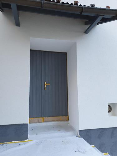 Ulaz, Appartamento via Luina in Airolo Ulaz, Appartamento via Luina in Airolo