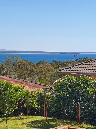 View, JUST-4-YOU! amazing sea views, WIFI, fully air-conditioned, king bed in Vincentia View, JUST-4-YOU! amazing sea views, WIFI, fully air-conditioned, king bed in Vincentia
