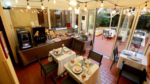 Restaurant, Hotel Pullman in Rome Restaurant, Hotel Pullman in Rome