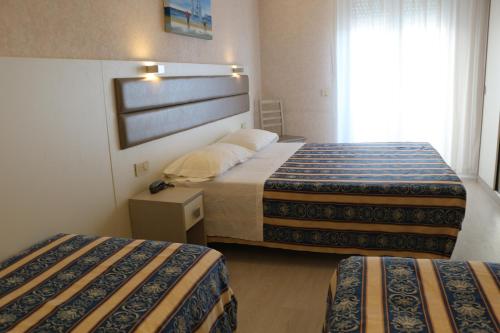 This photo about Hotel Record shared on HyHotel.com