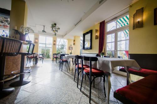 Étterem, Gasthaus & Pension Mohren in Pfullendorf Étterem, Gasthaus & Pension Mohren in Pfullendorf