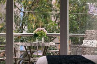 The Oversleep Catba Hostel in Illa de Cat Ba The Oversleep Catba Hostel in Illa de Cat Ba