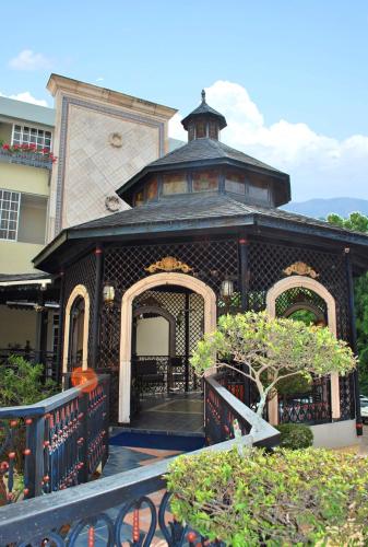 Platino Hotel & Casino in Santiago De Los Caballeros Platino Hotel & Casino in Santiago De Los Caballeros