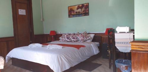 Pukyo Bed and breakfast Belgian lao in Xieng Khouang Pukyo Bed and breakfast Belgian lao in Xieng Khouang