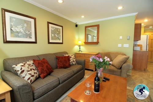 Edgemont Condo A1 