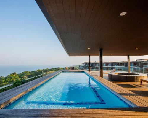 Swimming pool, No 2 Heleza Blvd Sibaya, Ocean Deuns, Umhlanga Durban in Umdloti Swimming pool, No 2 Heleza Blvd Sibaya, Ocean Deuns, Umhlanga Durban in Umdloti