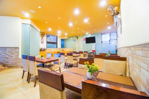 Food and beverages, FabHotel Marble Arch in Karol Bagh Food and beverages, FabHotel Marble Arch in Karol Bagh