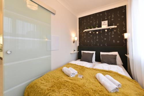 Kiralykut 1 apartman - ingyen parkolas, bicajok, ac in Fecskeparti Lakotelep Kiralykut 1 apartman - ingyen parkolas, bicajok, ac in Fecskeparti Lakotelep